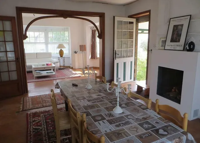 Henri-louise 빌라 *