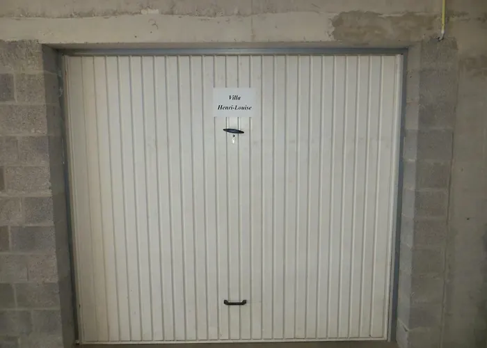 Henri-louise * Koksijde